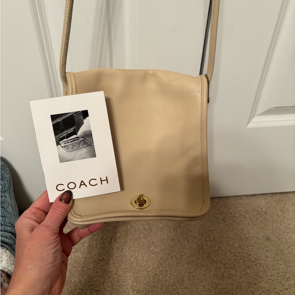 NWT Vintage cream coach crossbody